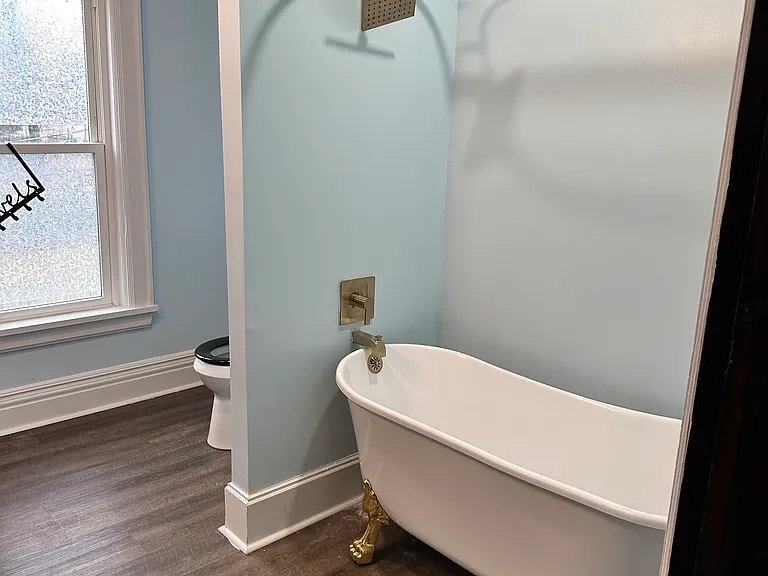 270 Dewitt St #1 — Photo 6