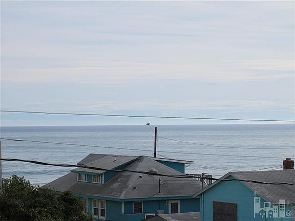 2nd image of 341 N Fort Fisher Boulevard
