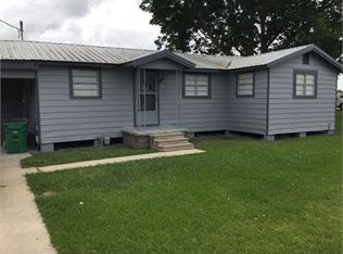 303 Danos St, Raceland, LA 70394