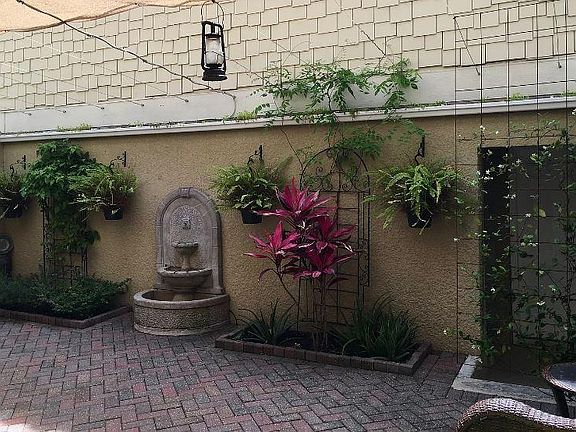 Backyard/Courtyard