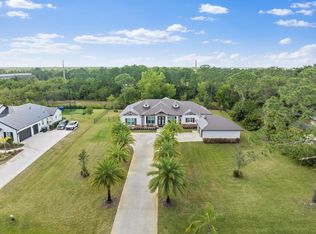 5226 SW Leeward Ln, Palm City, FL 34990