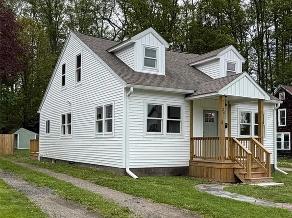 24 Kirby St, Bainbridge, NY 13733