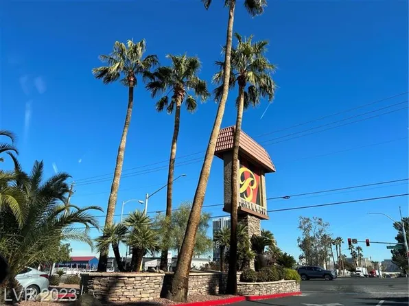 5295 Indian River Dr Unit 302, Las Vegas, NV 89103