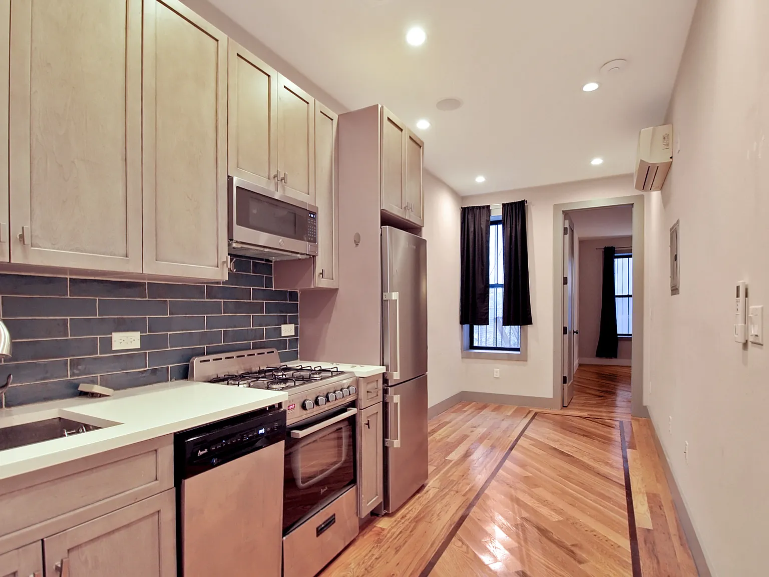 190 Utica Avenue — Photo 1