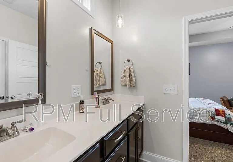 604 Alvin Rd — Photo 24