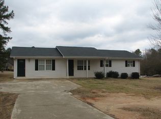 3881 Buck Smith Rd, Loganville, GA 30052