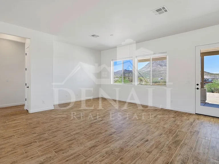 48126 N Coyote Pass Rd — Photo 5