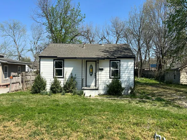 6303 E Oklahoma Pl, Tulsa, OK 74115