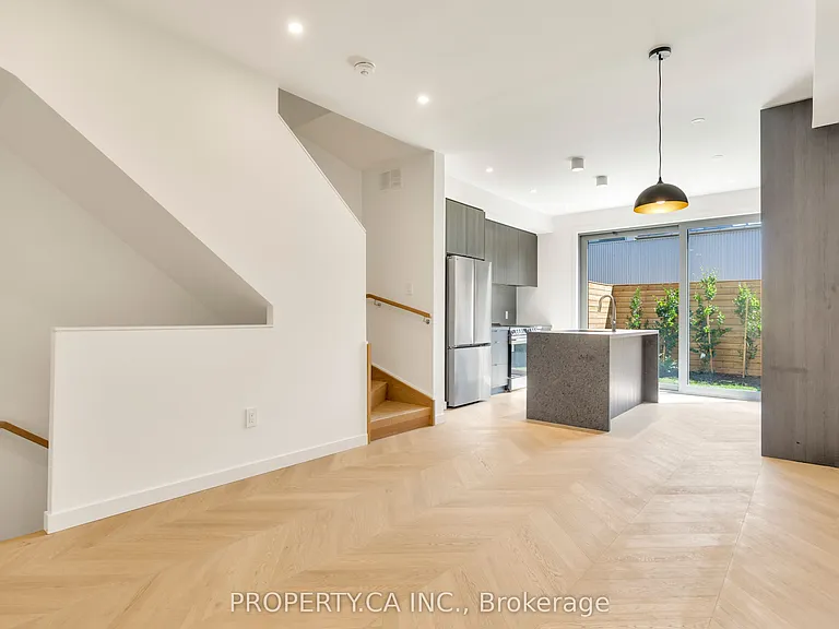 301 Keele St #4 — Photo 2
