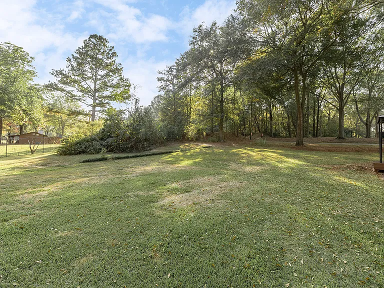 205 Wellington Way — Photo 47