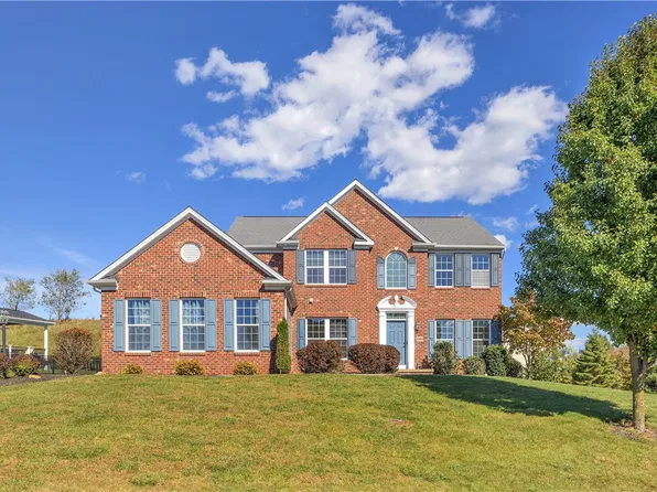 2084 Majestic Dr, Canonsburg, PA 15317