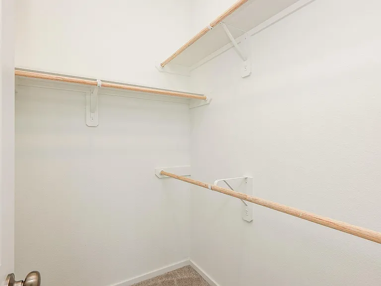 2135 Salinas Dr — Photo 10