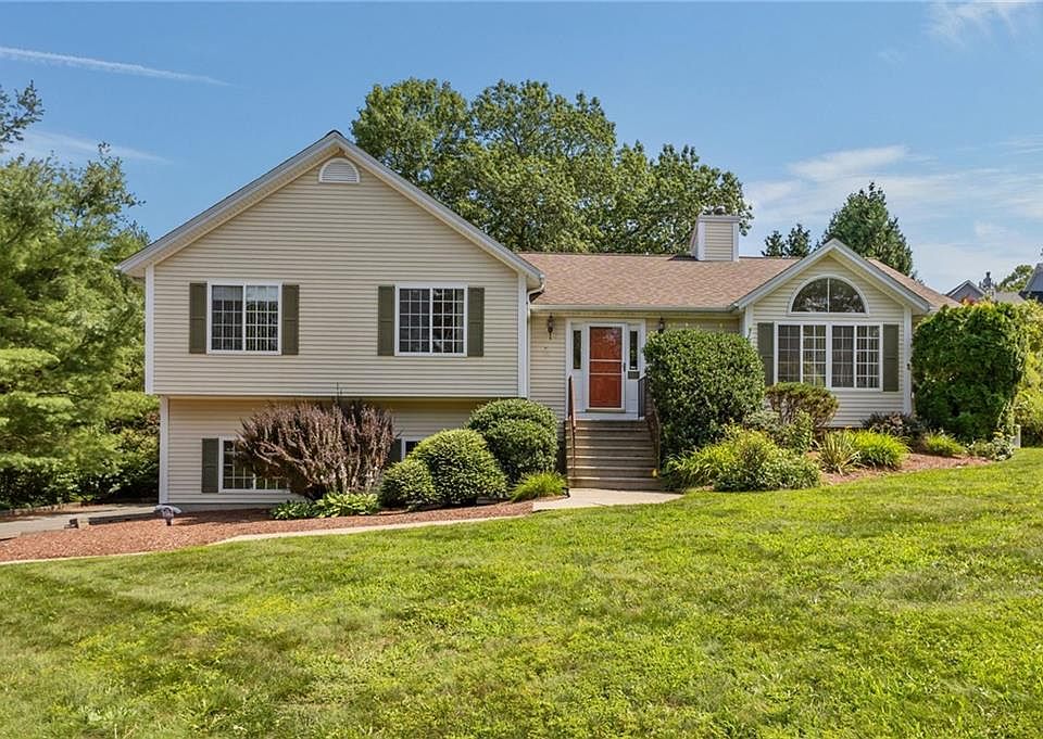 1st image of 22 Apple Ridge Rd