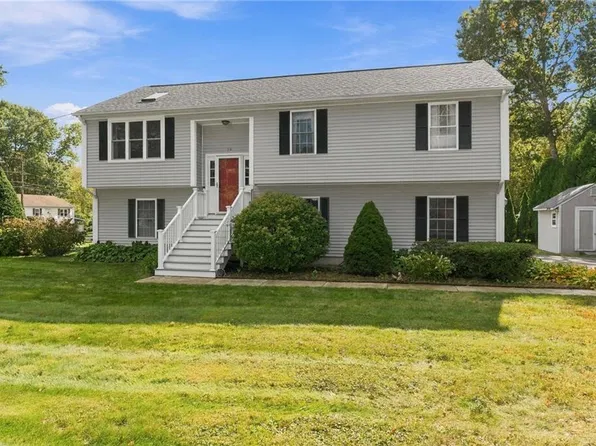 16 Bayview Dr, Exeter, RI 02822