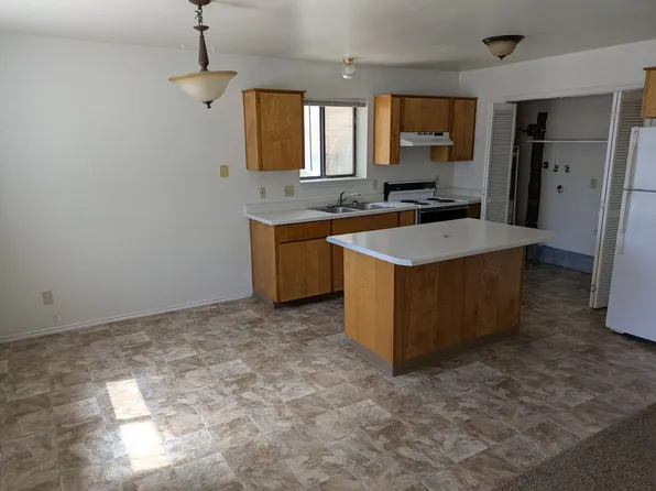 216 S 100, 216 S 100 E APT 4, Cedar City, UT 84720