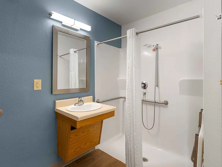 Studio Suite - 1 Full Bed