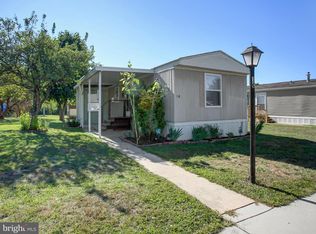 10 Coral Dr, Carlisle, PA 17013