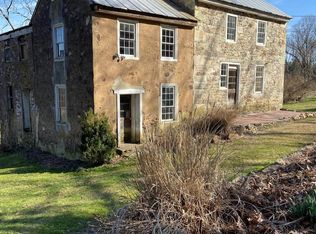 260 Bethesda Rd, Elverson, PA 19520