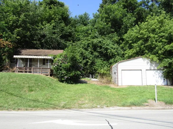 3944 Jordan St, South Heights, PA 15081