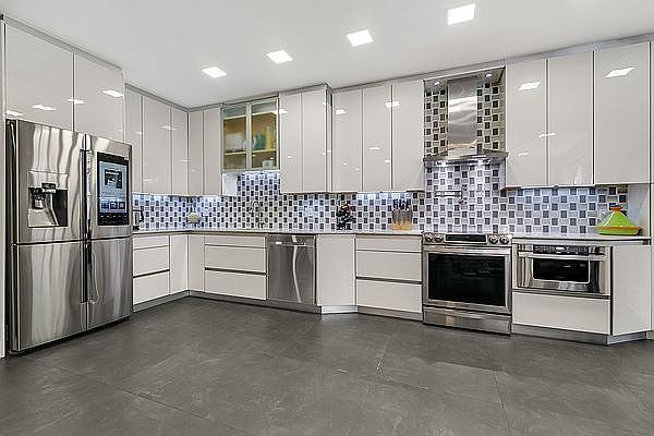 1st image of 634 Washington St #G