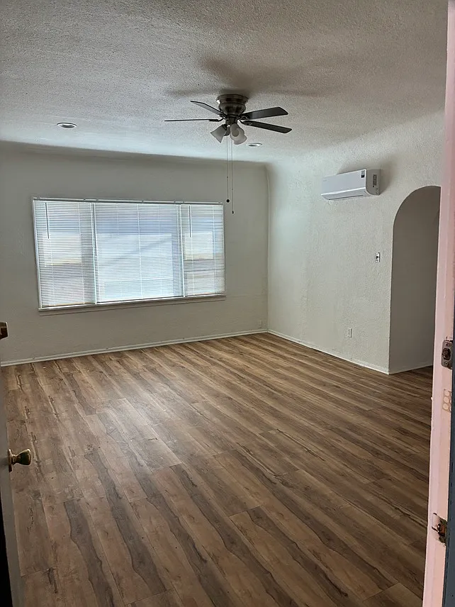 1 bed, $2,095 — Photo 4