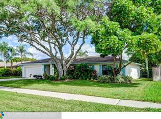 12521 SW 11th Ct, Davie, FL 33325