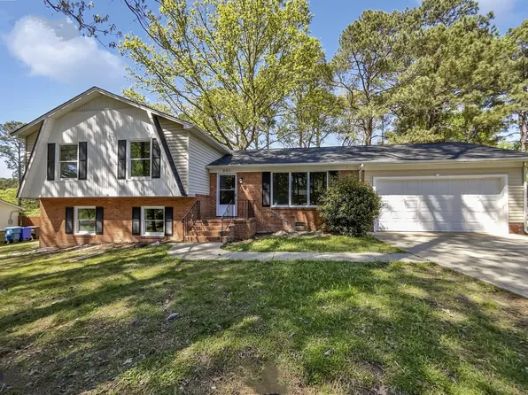 901 Forge Rd, Durham, NC 27713