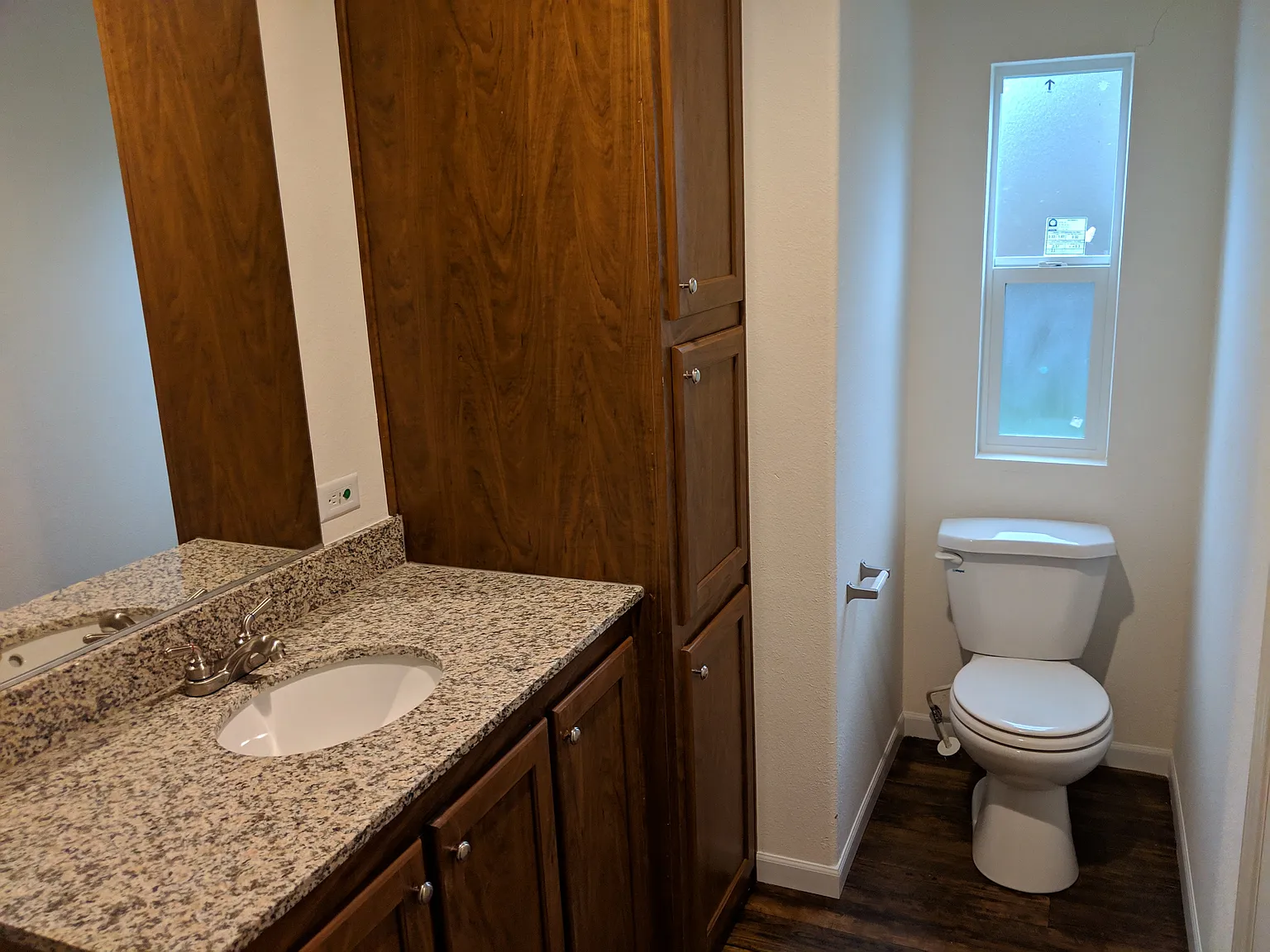 2 bed, 980 sqft, $3,000 — Photo 4