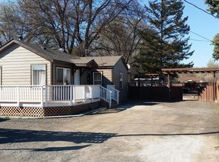 337 E Goodlander Rd, Selah, WA 98942