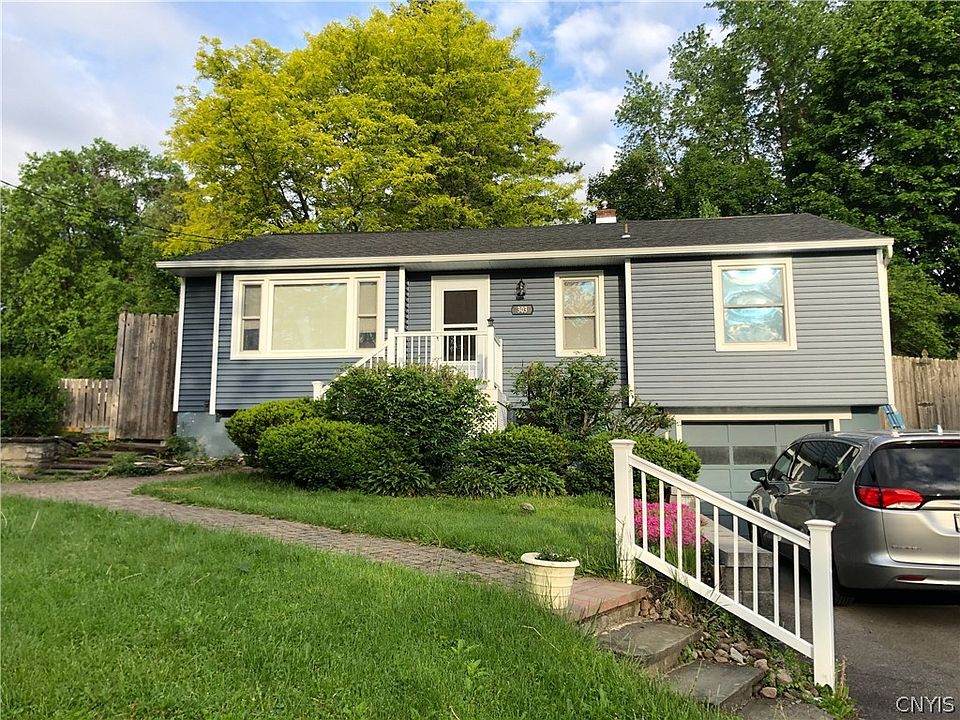 1st image of 303 McClennan Dr