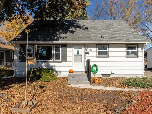 838 4th St W, Hastings, MN 55033