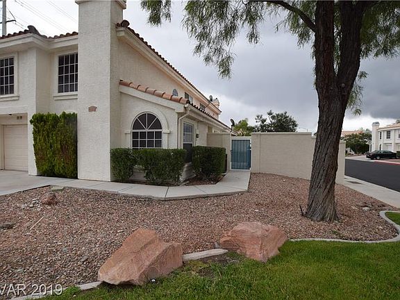3rd image of 4122 Jolene Pl
