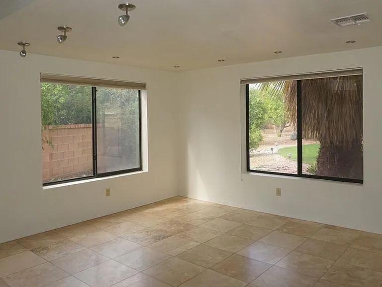 3272 W Avior Dr — Photo 4