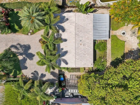 13 NE 26 Court, Wilton Manors, FL 33334