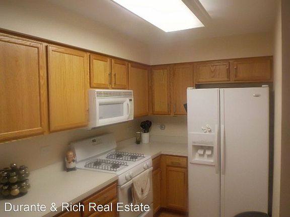 5th image of 39633 N Warren Ln