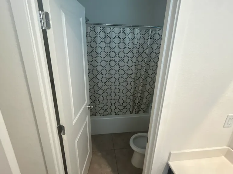 2472 Sweetbay Cir — Photo 2