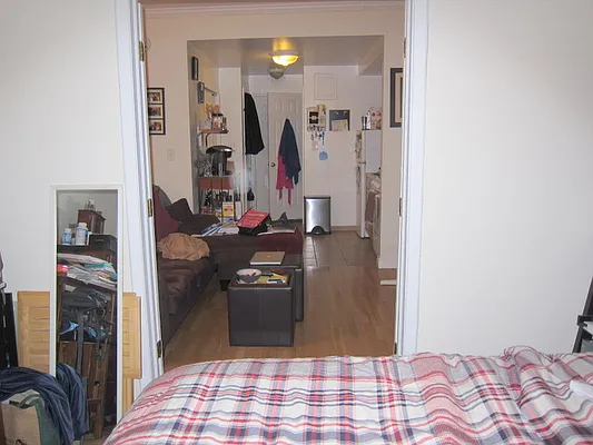 Rented by Chartwell Manhattan Realty | media 23