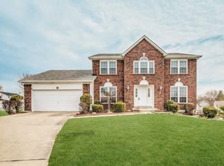 6 Summerfield Parkway Ct, Saint Charles, MO 63304