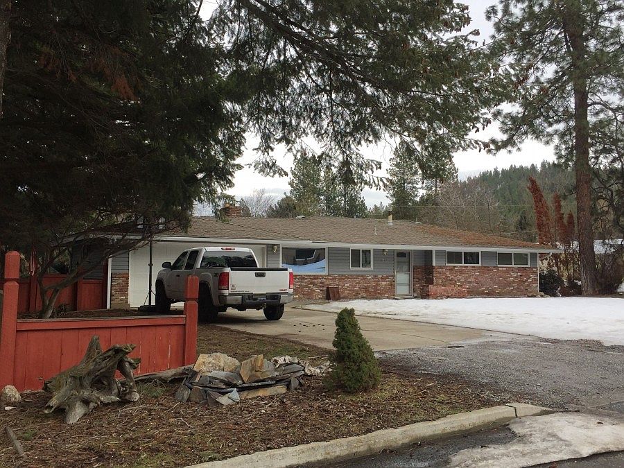 2nd image of 1717 S Seehorn Rd