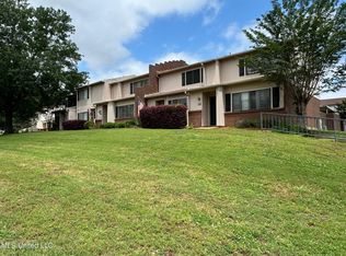 215 Lakebend Cir, Brandon, MS 39042