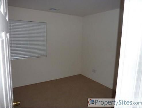 4th image of 1156 E Mayfield Dr