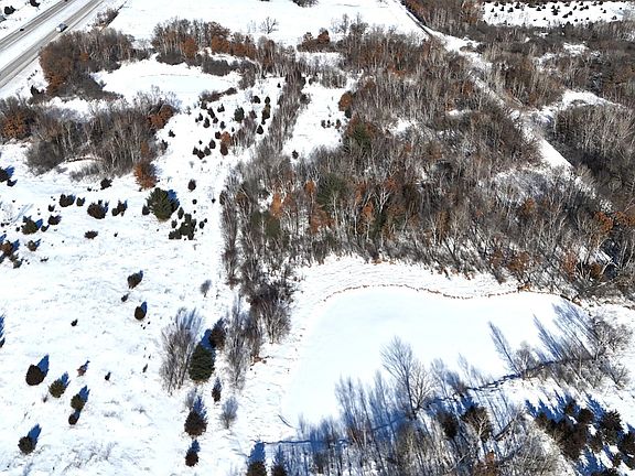 4th image of 320th St