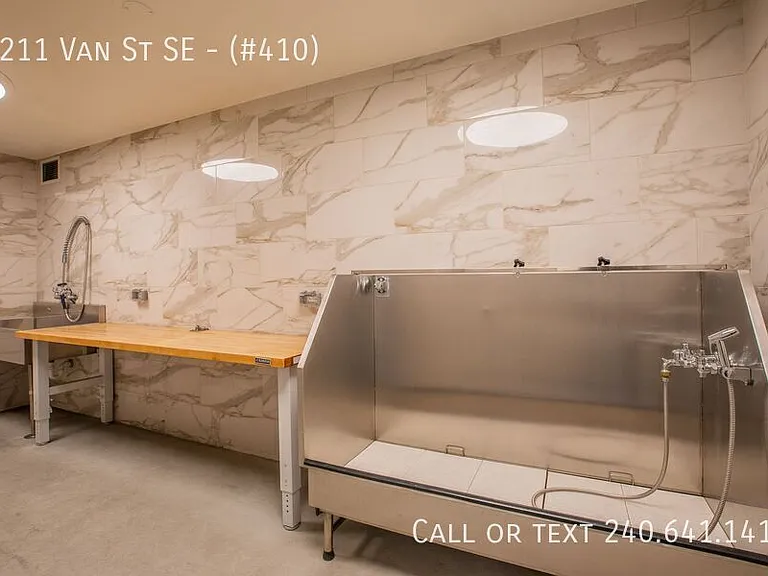 1211 Van St SE #410 — Photo 19
