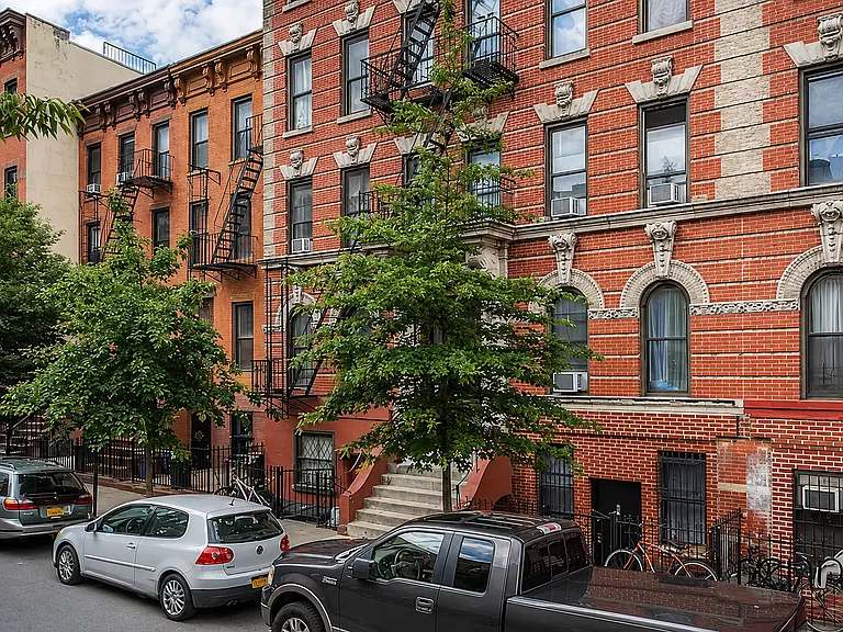 155 S 2nd St #14 — Photo 8