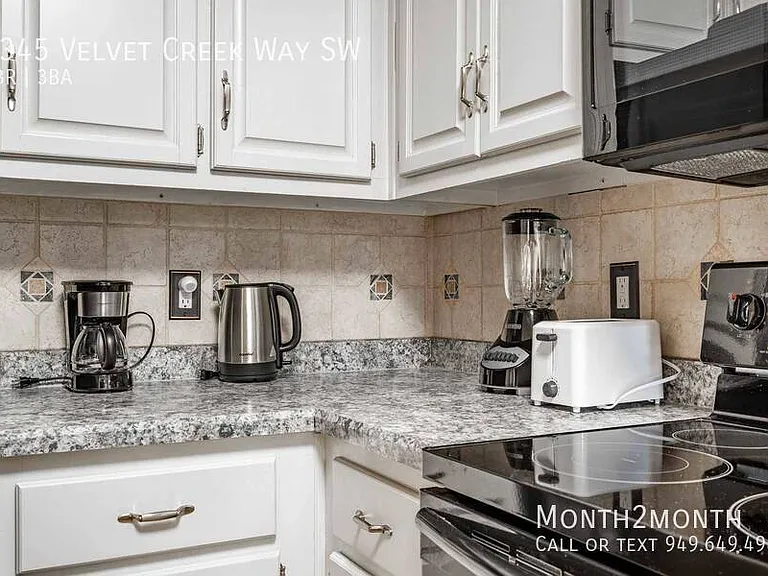 1345 Velvet Creek Way SW — Photo 10