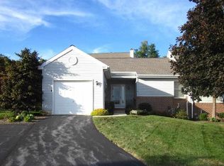 1089 Birch Knoll Dr, Harrisburg, PA 17111