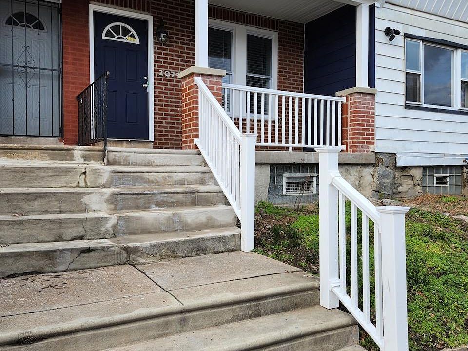 1st image of 2074 Wilmot St