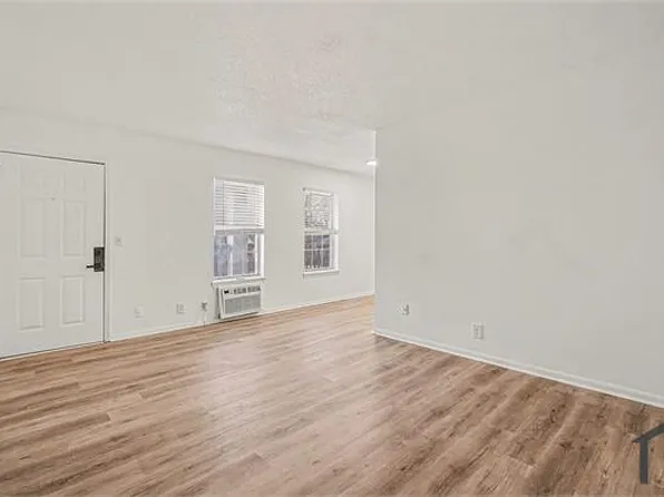 1610 E Kansas City Rd APT 6, Olathe, KS 66061