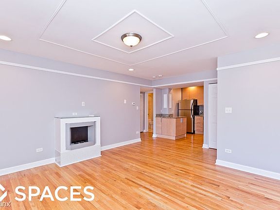 4th image of 6954 N Greenview Ave #P11
