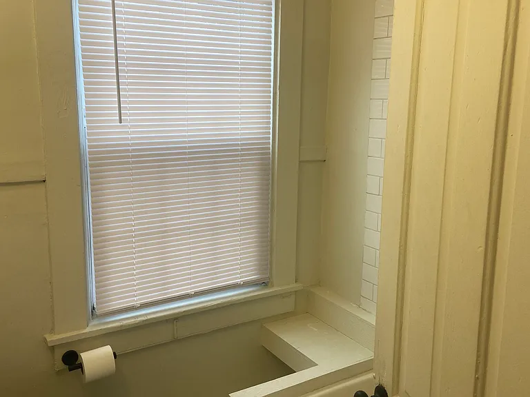 124 S Arch St — Photo 13